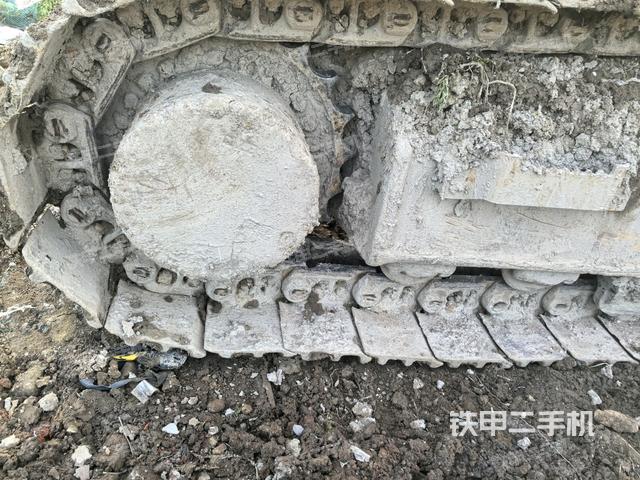 右驅(qū)動(dòng)輪(行走機(jī)構(gòu)) 右驅(qū)動(dòng)輪(行走機(jī)構(gòu))