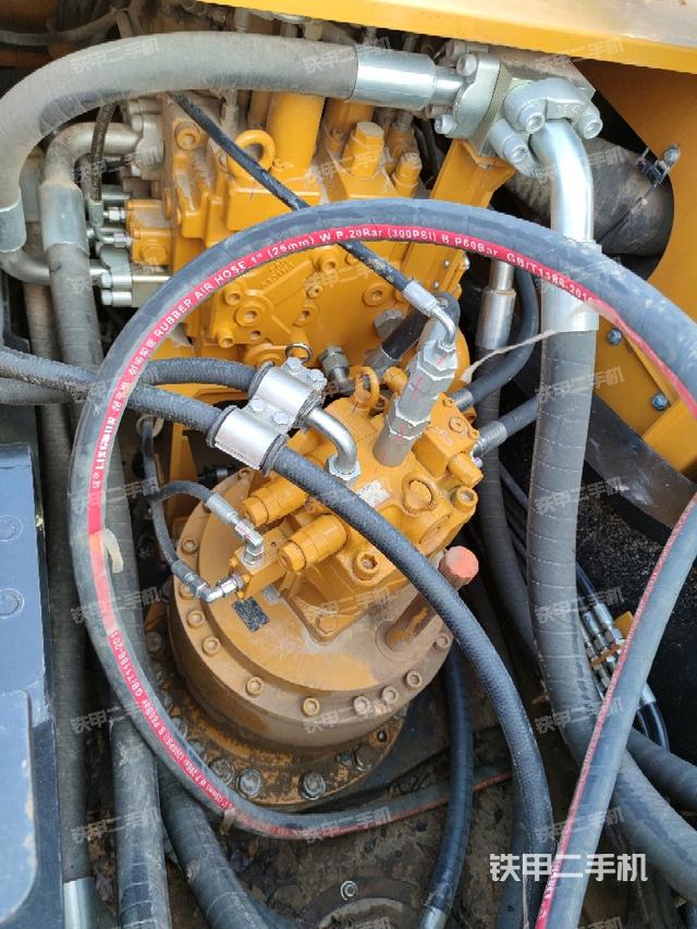 回轉(zhuǎn)馬達（上車部件）