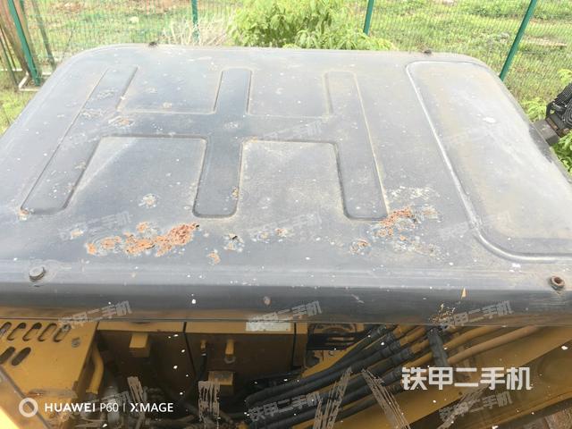 駕駛室頂部（整機(jī)外觀）