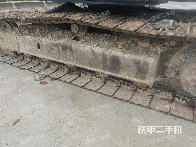 單側履帶整體（整機外觀）