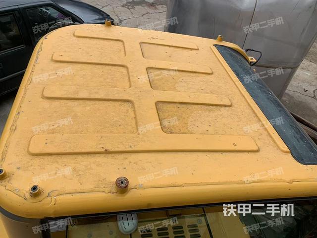 駕駛室頂部（整機(jī)外觀）