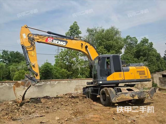 徐工XE210WD挖掘機(jī)