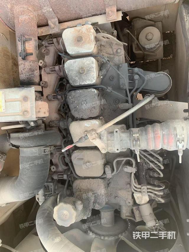 发动机整体俯视(整机外观) 发动机整体俯视(整机外观)