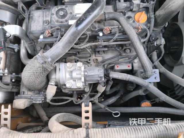 發(fā)動機(jī)整體俯視(整機(jī)外觀) 發(fā)動機(jī)整體俯視(整機(jī)外觀)