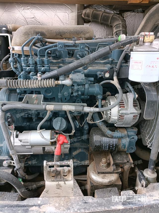 發(fā)動(dòng)機(jī)室(上車部件) 發(fā)動(dòng)機(jī)室(上車部件)