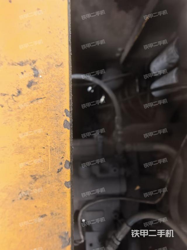 液压泵斜45 右(大件舱室) 液压泵斜45 右(大件舱室)