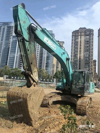 神钢SK260LC-10挖掘机实拍图片