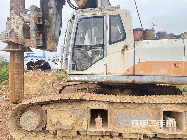 整機(jī)右側(cè)(設(shè)備外觀及核心部件) 整機(jī)右側(cè)(設(shè)備外觀及核心部件)