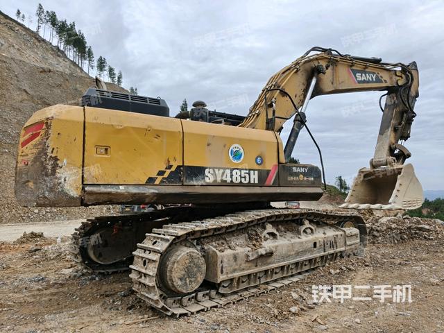 右后45(整機外觀) 右后45(整機外觀)