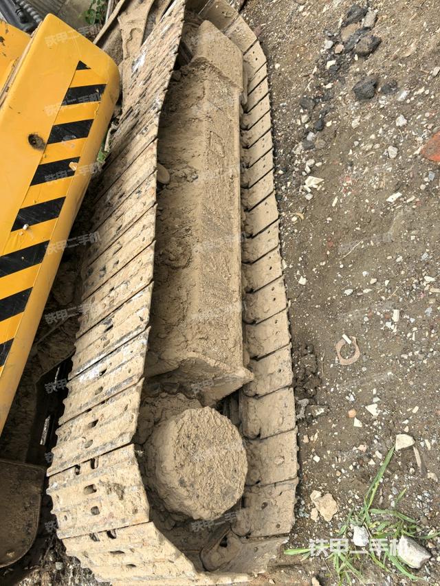 右側(cè)履帶整體?（行走機(jī)構(gòu)）