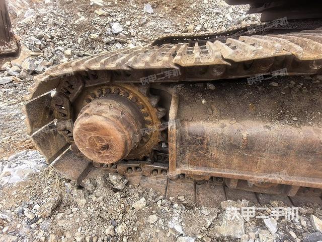 右驱动轮(行走机构) 右驱动轮(行走机构)