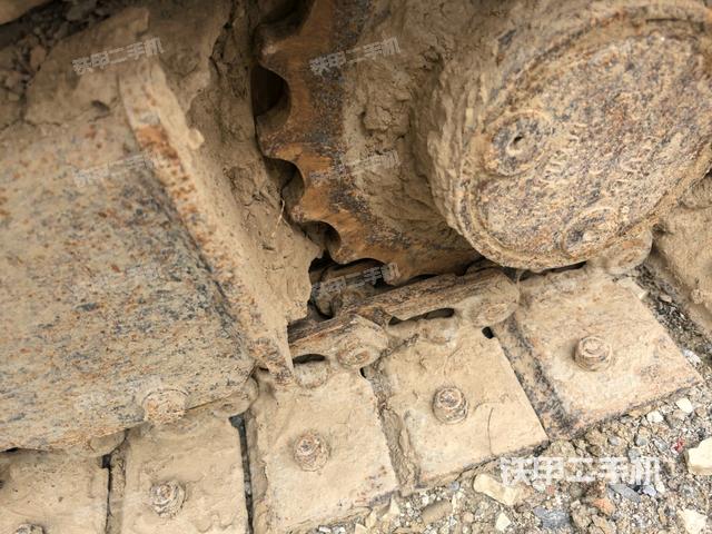 右驱动轮(行走机构) 右驱动轮(行走机构)