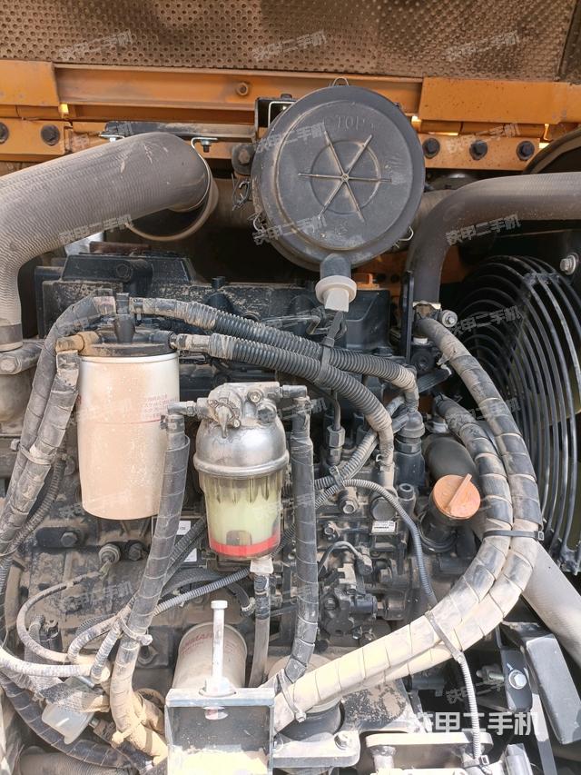 發(fā)動機室(上車部件) 發(fā)動機室(上車部件)