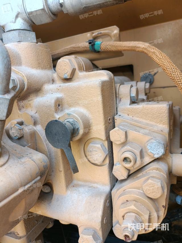 液壓泵室(大件艙室) 液壓泵室(大件艙室)