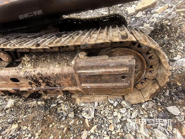 右侧行走马达盖板(行走机构) 右侧行走马达盖板(行走机构)