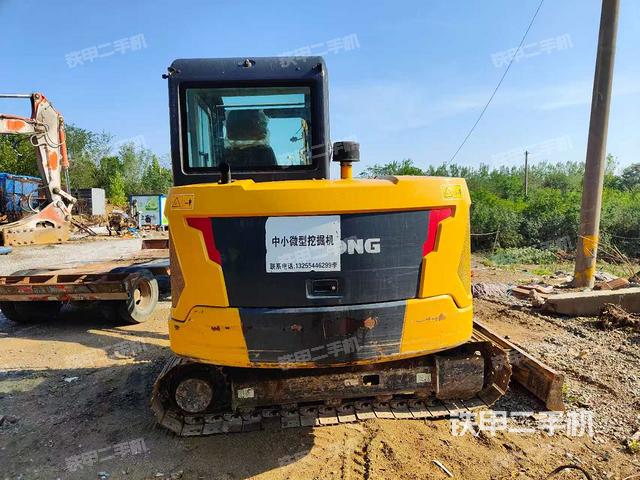 整机右后45°(整机外观) 整机右后45°(整机外观)