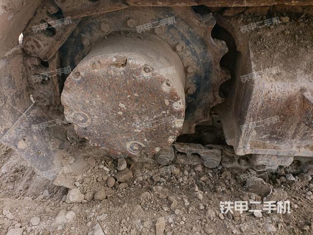 右驅(qū)動(dòng)輪(行走機(jī)構(gòu)) 右驅(qū)動(dòng)輪(行走機(jī)構(gòu))