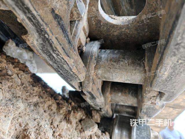 左側行走馬達蓋板(行走機構) 左側行走馬達蓋板(行走機構)