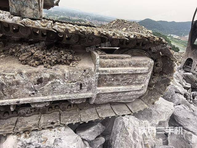 右側(cè)行走馬達(dá)蓋板(行走機(jī)構(gòu)) 右側(cè)行走馬達(dá)蓋板(行走機(jī)構(gòu))