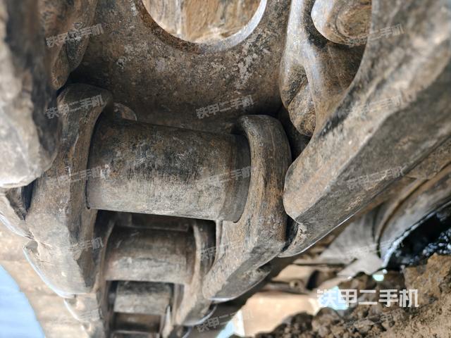 右側履帶整體(行走機構) 右側履帶整體(行走機構)