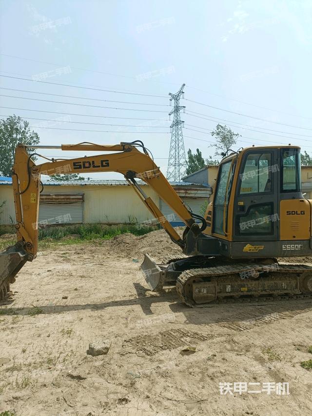 山東臨工E660F挖掘機