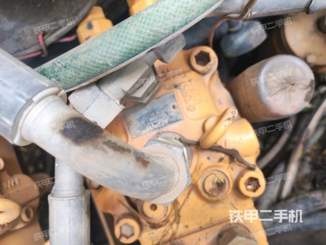 液壓泵斜45?左(大件艙室) 液壓泵斜45?左(大件艙室)