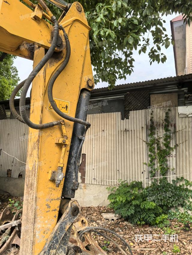 小臂整體左后（工作和回轉(zhuǎn)裝置）