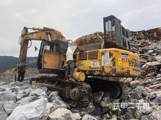 左后45(整機(jī)外觀) 左后45(整機(jī)外觀)