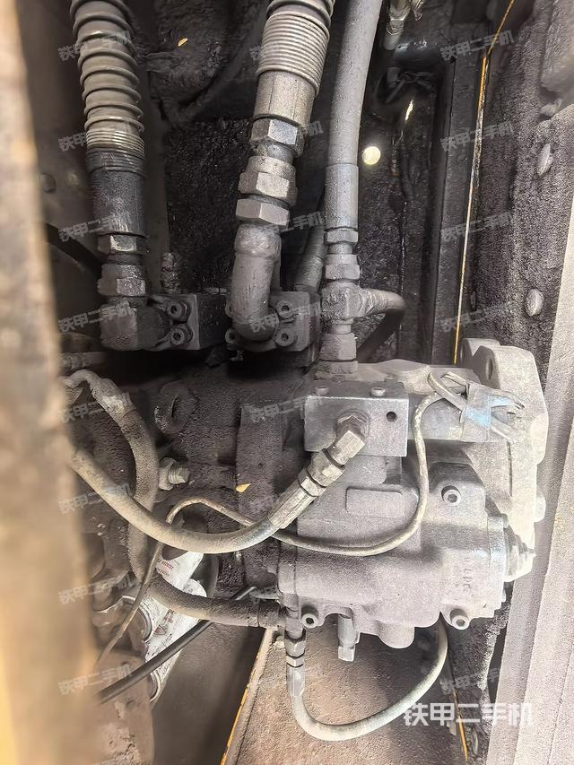 液压泵室(大件舱室) 液压泵室(大件舱室)