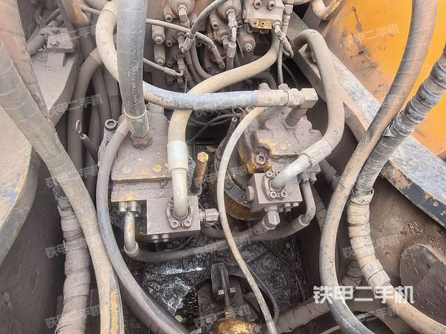 回转马达(上车部件) 回转马达(上车部件)