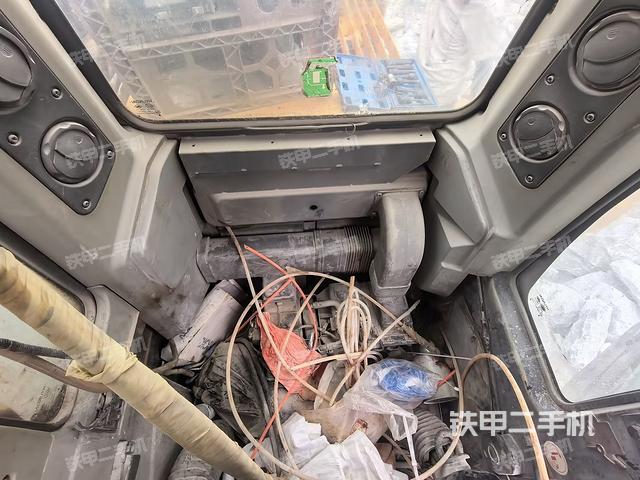 后窗玻璃角標(biāo)(駕駛室部分) 后窗玻璃角標(biāo)(駕駛室部分)