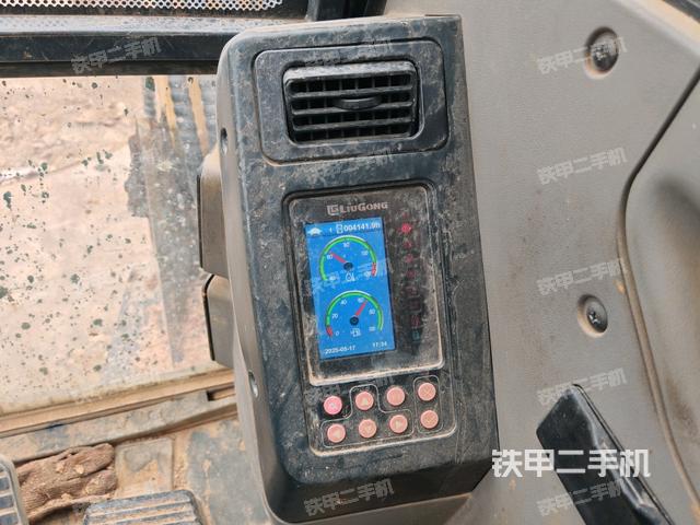 顯示屏?(駕駛室部分) 顯示屏?(駕駛室部分)