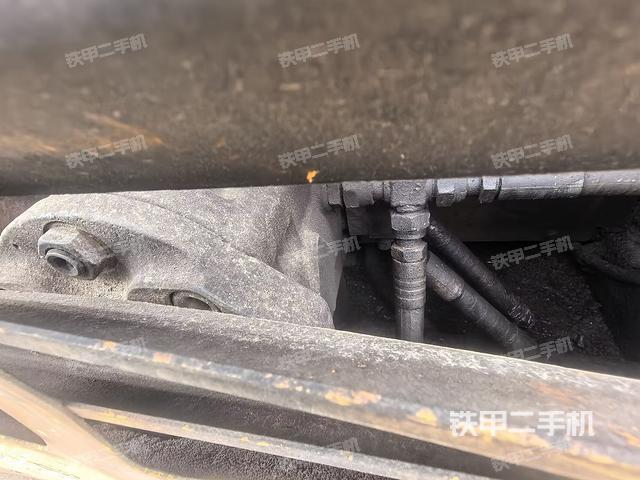 液压泵斜45 左(大件舱室) 液压泵斜45 左(大件舱室)