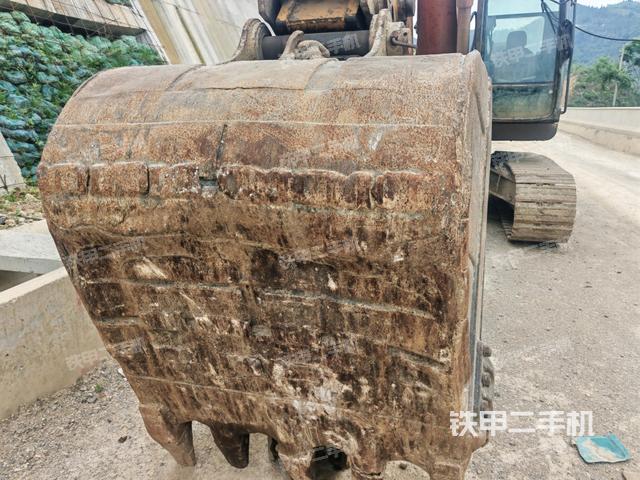 鏟斗45度(工作和回轉(zhuǎn)裝置) 鏟斗45度(工作和回轉(zhuǎn)裝置)