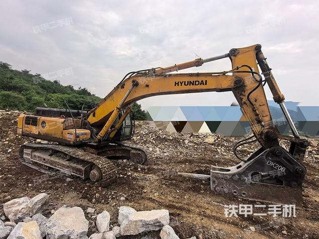 右前45(整機(jī)外觀) 右前45(整機(jī)外觀)