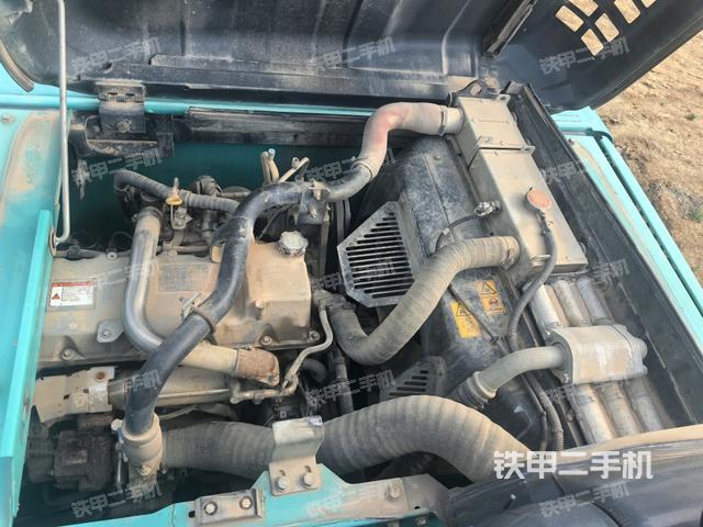 发动机室(上车部件) 发动机室(上车部件)