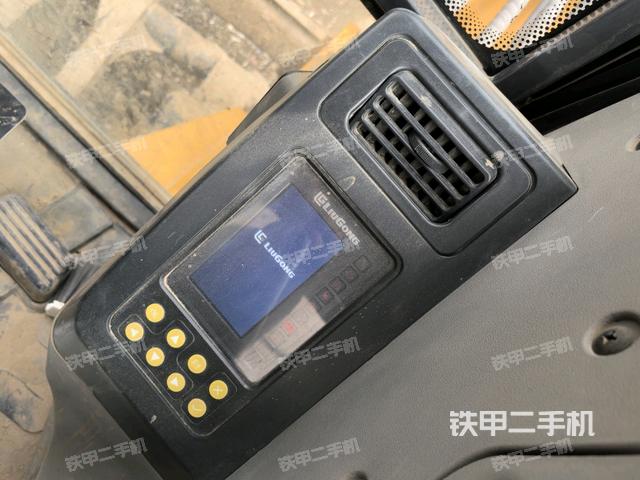 顯示屏?（駕駛室部分）