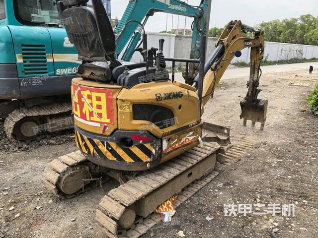 右后45(整机外观) 右后45(整机外观)