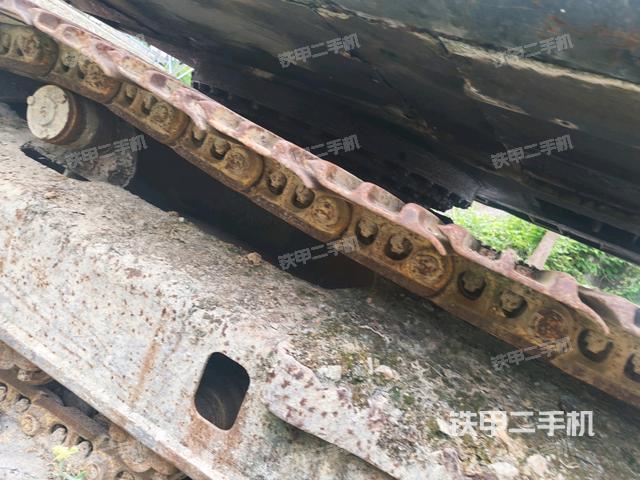 左側(cè)行走馬達(dá)蓋板(行走機(jī)構(gòu)) 左側(cè)行走馬達(dá)蓋板(行走機(jī)構(gòu))