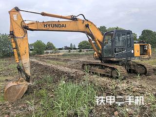 现代R215-7挖掘机实拍图片