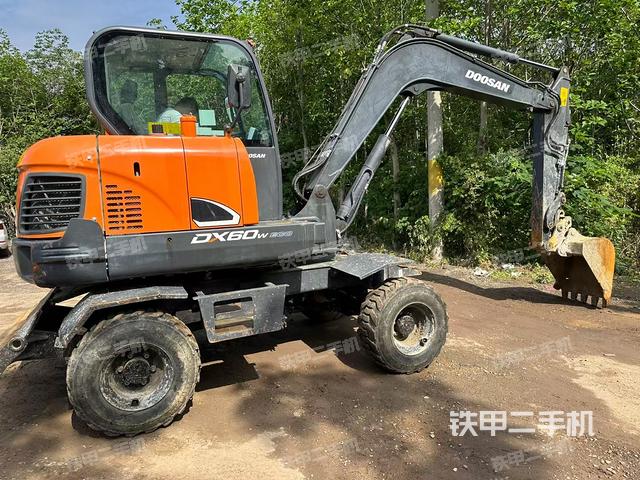 整機(jī)右后45°（整機(jī)外觀）