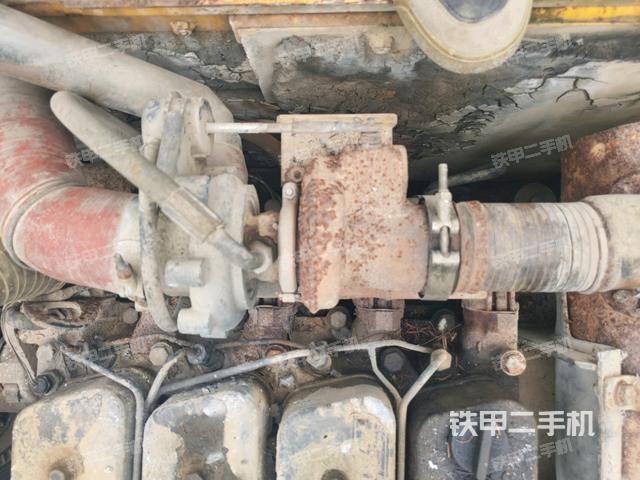 氣門室蓋螺絲特寫(上車部件) 氣門室蓋螺絲特寫(上車部件)