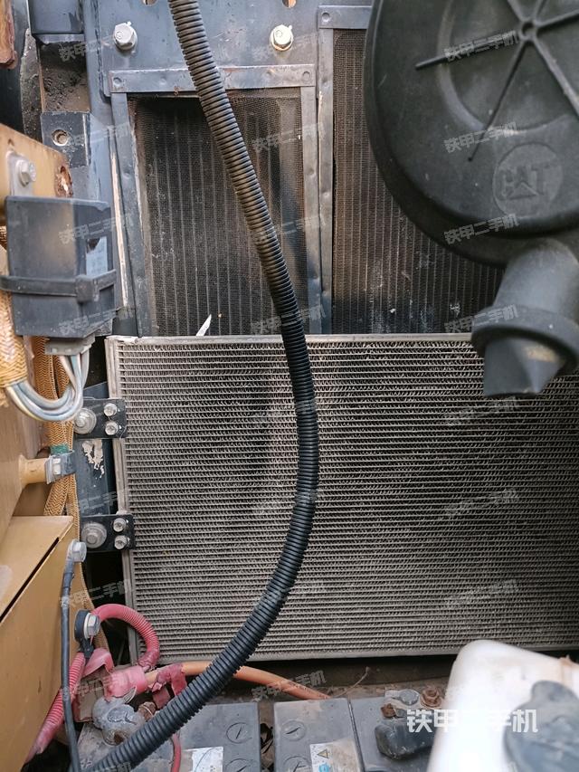 散熱器室(大件艙室) 散熱器室(大件艙室)