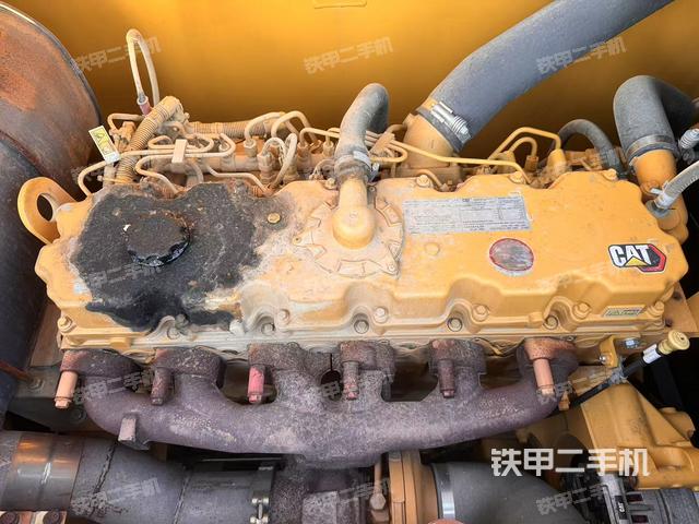 發(fā)動(dòng)機(jī)整體俯視(整機(jī)外觀) 發(fā)動(dòng)機(jī)整體俯視(整機(jī)外觀)