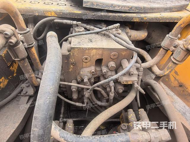 分配阀(上车部件) 分配阀(上车部件)