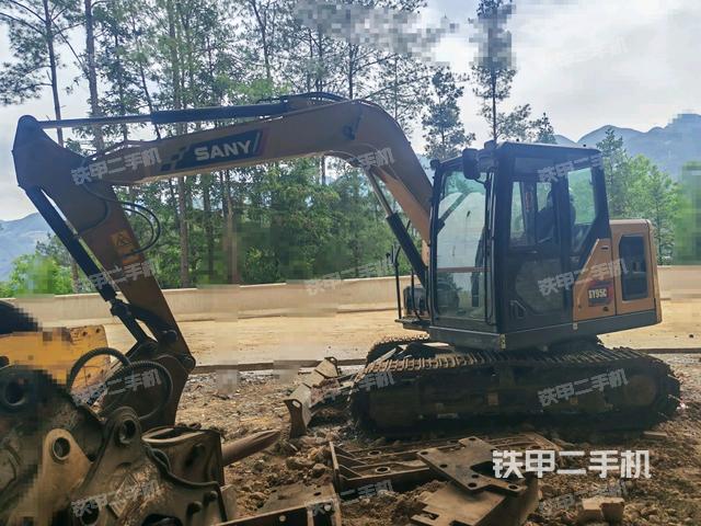三一重工SY70C挖掘機