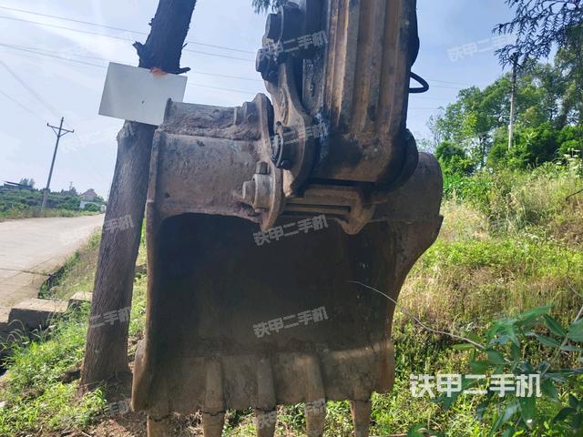 小臂整體右前(工作和回轉(zhuǎn)裝置) 小臂整體右前(工作和回轉(zhuǎn)裝置)