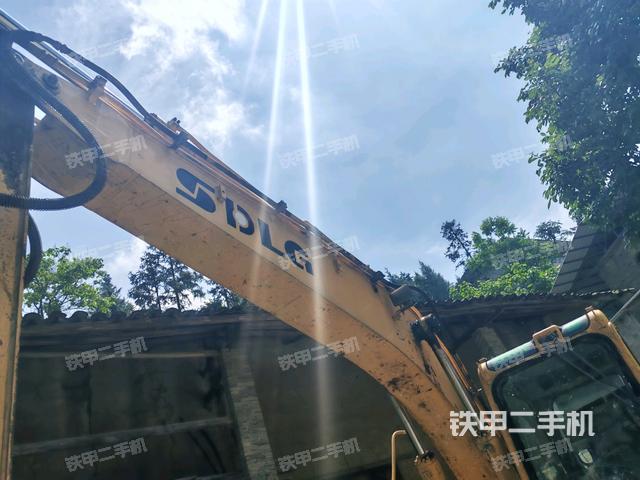 大臂整體?右側(cè)(工作和回轉(zhuǎn)裝置) 大臂整體?右側(cè)(工作和回轉(zhuǎn)裝置)