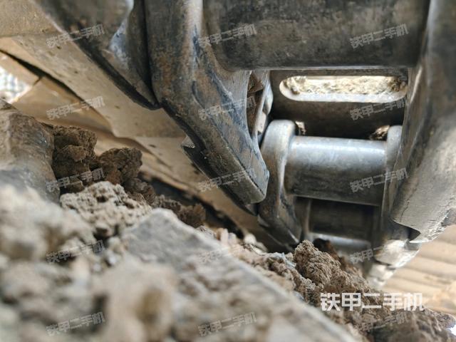 右驅(qū)動(dòng)輪(行走機(jī)構(gòu)) 右驅(qū)動(dòng)輪(行走機(jī)構(gòu))