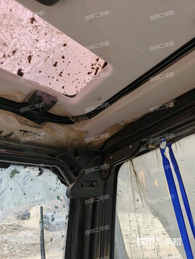 左后方玻璃角标（驾驶室部分）